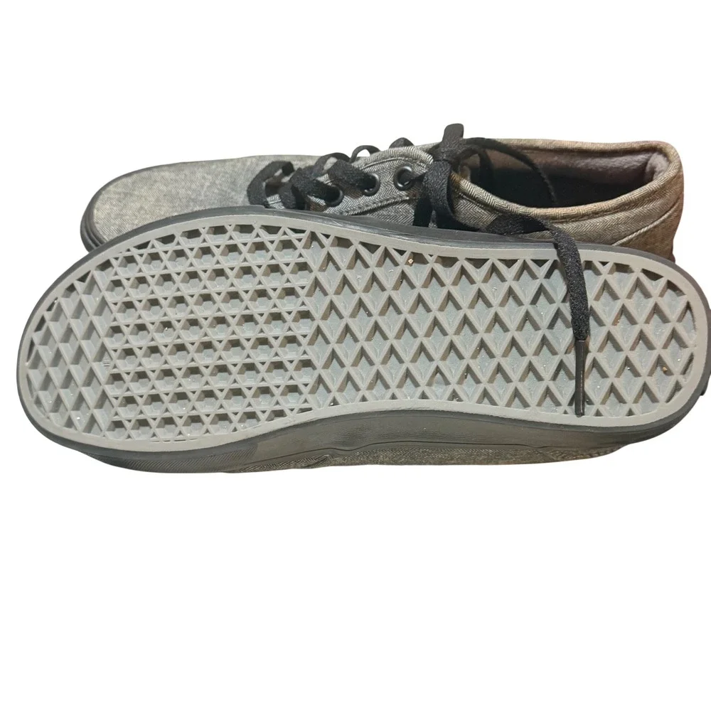 Vans Low Top Sneakers Mens 7.5 Grey Herringbone Twill Black Sole Skate Minimal
